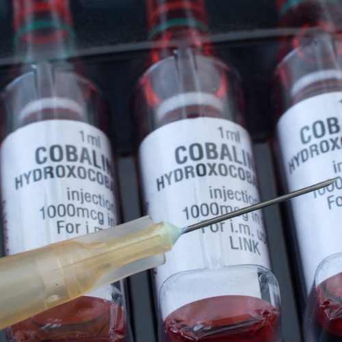 Hydroxocobalamin